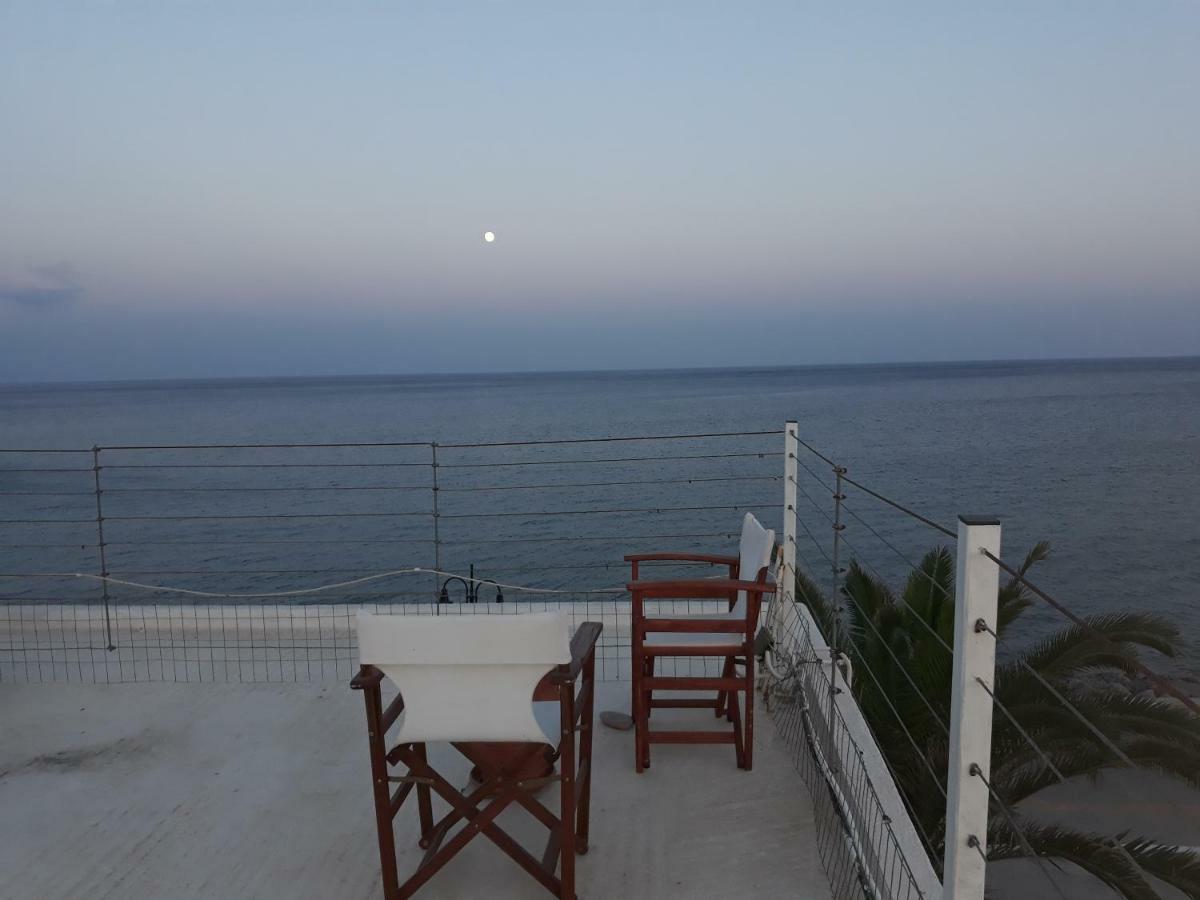 Christos Rooms Palaiochora Exterior foto